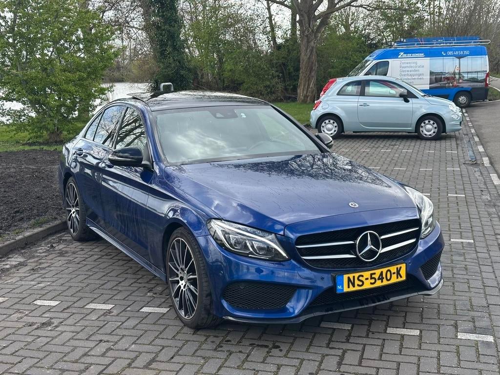 Mercedes-Benz C klasse C250  211 PK - Night Edition Blauw, Automaat, 1800 kg, 4 cilinders, Blauw