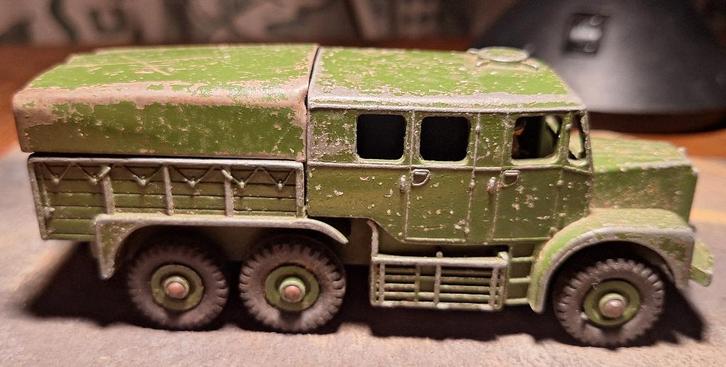 Dinky SuperToys #689 - Medium artillery tractor - Meccano, Hobby en Vrije tijd, Modelauto's | 1:43, Gebruikt, Bus of Vrachtwagen