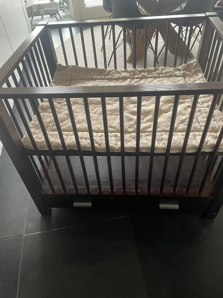 Verstelbare box met lade en boxkleed, Kinderen en Baby's, Boxen, Ophalen, Gebruikt, Vierkant, In hoogte verstelbaar