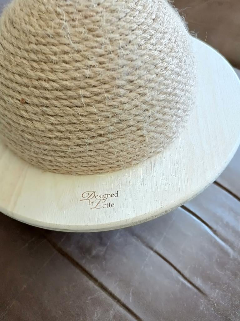 Designed By Lotte krabbal, Ophalen, Krabpaal