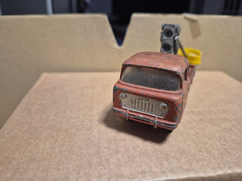 Corgi toys jeep fc -150 zeldzaam, Ophalen of Verzenden, Gebruikt, Bus of Vrachtwagen, Corgi