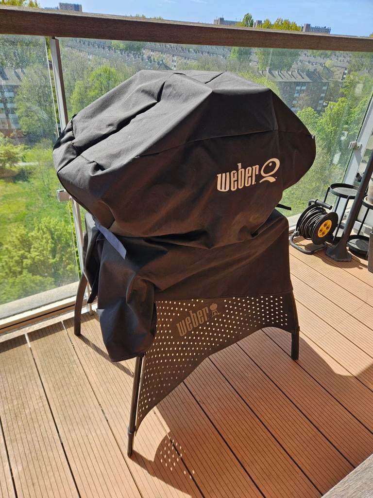 Weber Q2400 elektrische barbecue - goed onderhouden, Tuin en Terras, Gasbarbecues, Ophalen of Verzenden, Gebruikt, Weber