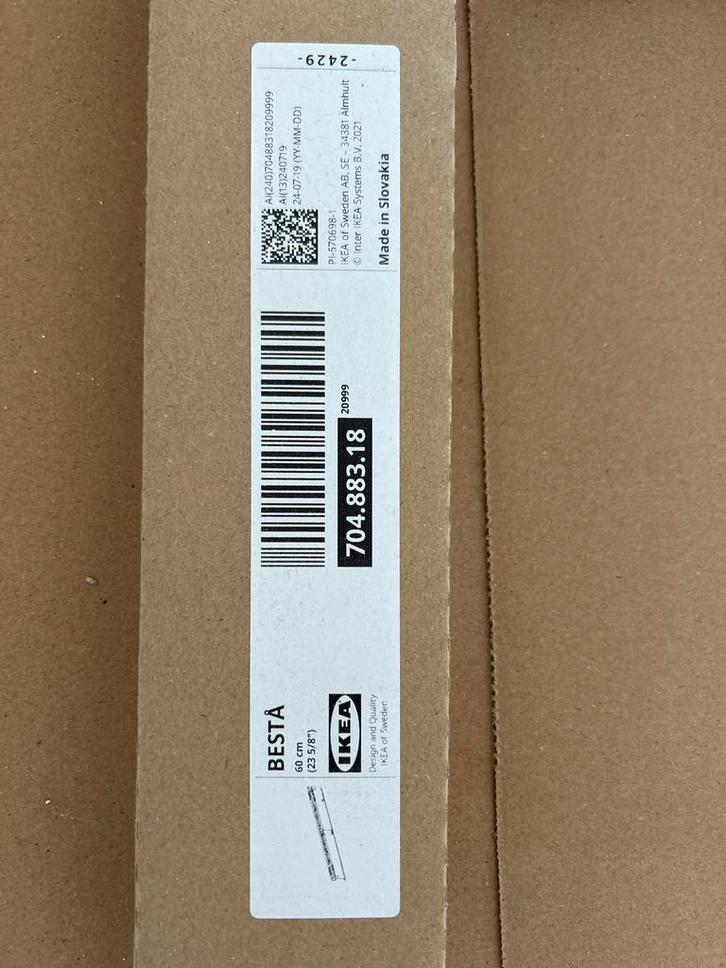 IKEA Besta kastje met deurtje, scharnieren en ophangrails, Huis en Inrichting, Kasten | Overige, Nieuw, Ophalen