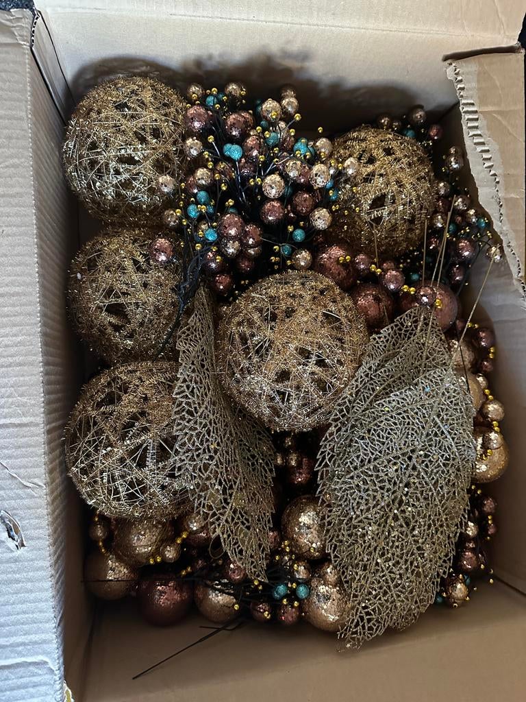 Kerst decoratie, Ophalen