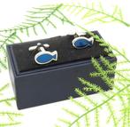 Zilvergekleurde manchetknopen met een metalliek blauwe vis., Ophalen of Verzenden, Nieuw, Overige materialen, Verzilverd