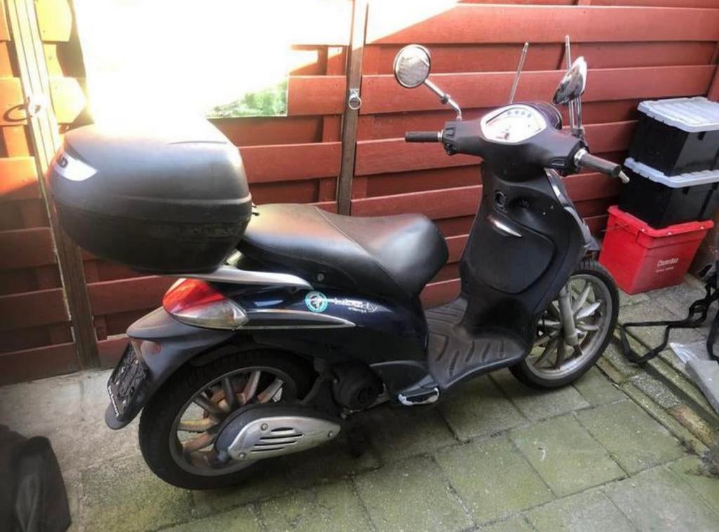 Piaggio Liberty uit 2015 in onderdelen, Fietsen en Brommers, Scooters | Piaggio, Ophalen of Verzenden, Zo goed als nieuw, Benzine