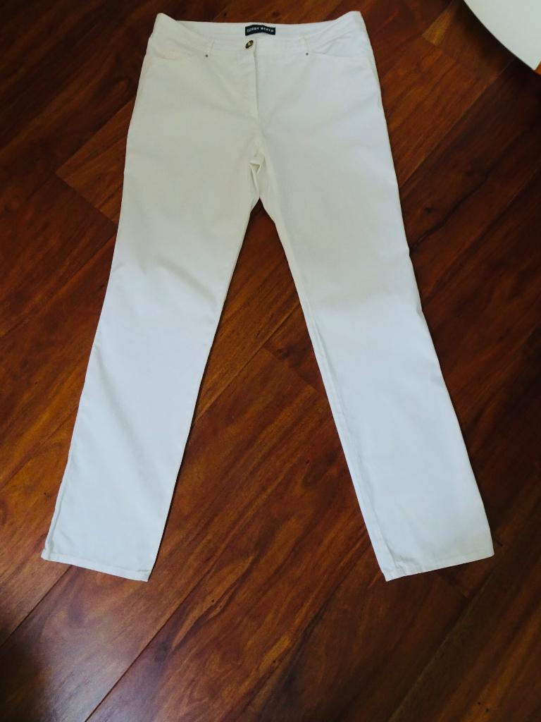 Leuke Gerry Weber broek maat 44, Kleding | Dames, Broeken en Pantalons, Gerry   Weber, Wit, Maat 42/44 (L), Ophalen of Verzenden