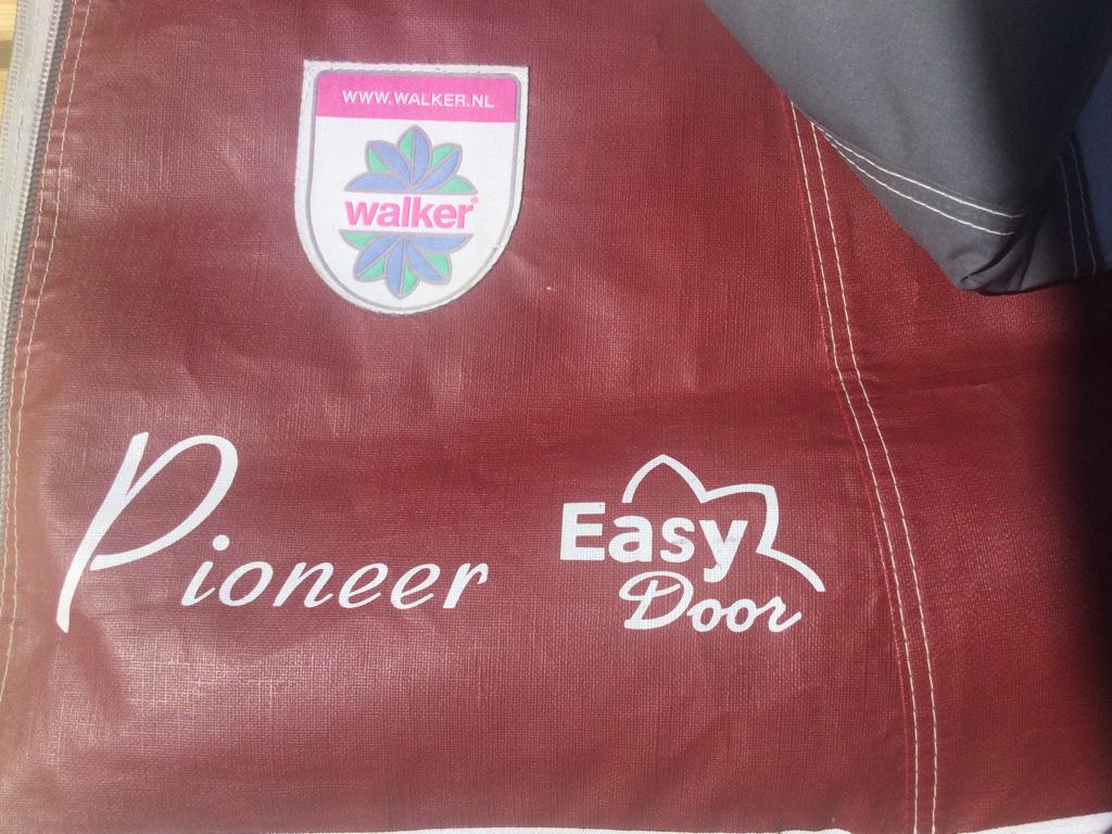 Voortent Caravan Walker Pioneer, Ophalen, Gebruikt, Walker Campingstyle