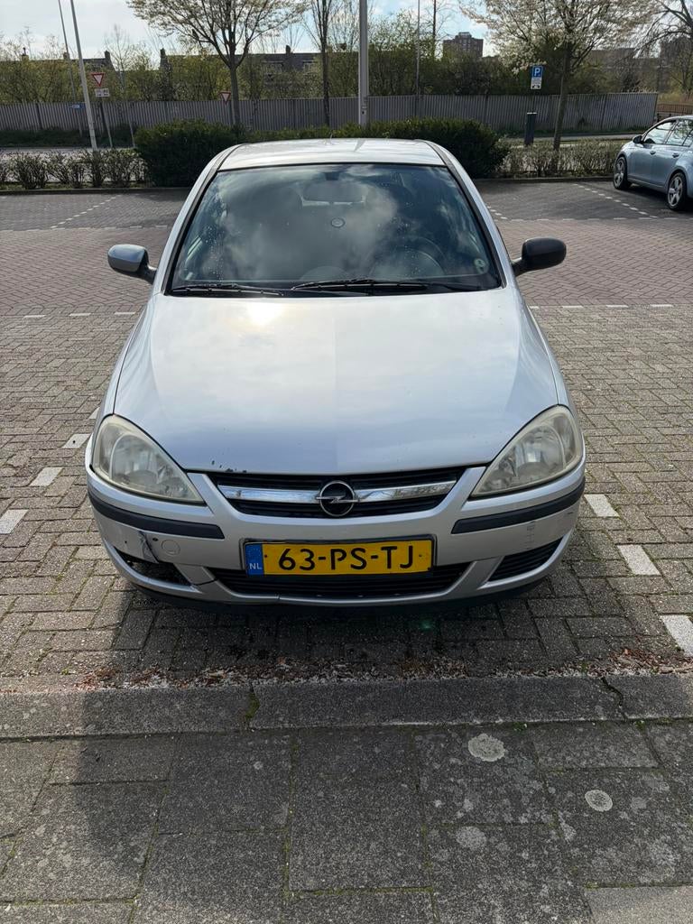 Opel Corsa 1.2 16V Twinport 3D 2004 Grijs, Auto's, Opel, Voorwielaandrijving, 450 kg, 31 €/maand, 4 cilinders