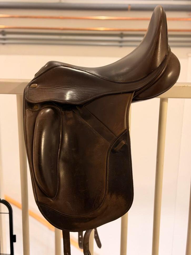Fairfax zadel 18,5 inch, Dieren en Toebehoren, Paarden en Pony's | Zadels, Gebruikt, Dressuur, Ophalen