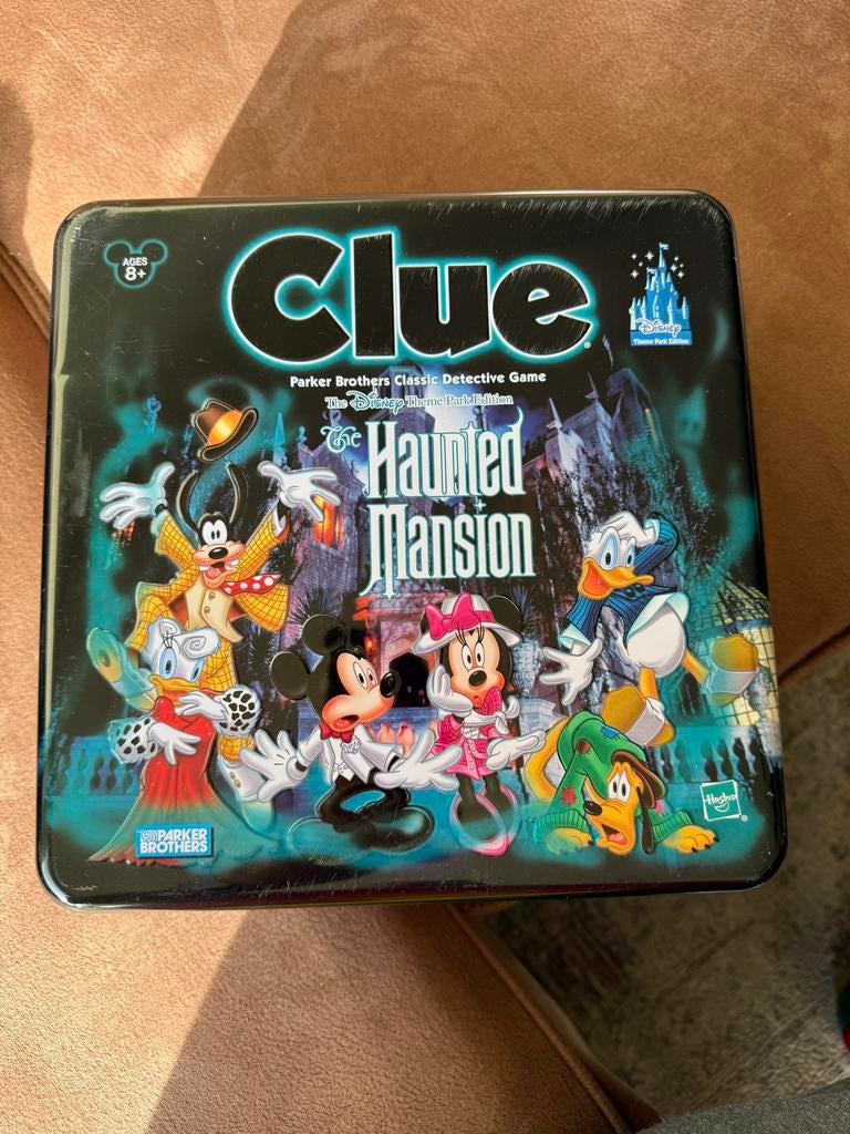 Clue The Haunted Mansion Disney Theme Park Edition, Hobby en Vrije tijd, Gezelschapsspellen | Bordspellen, Drie of vier spelers