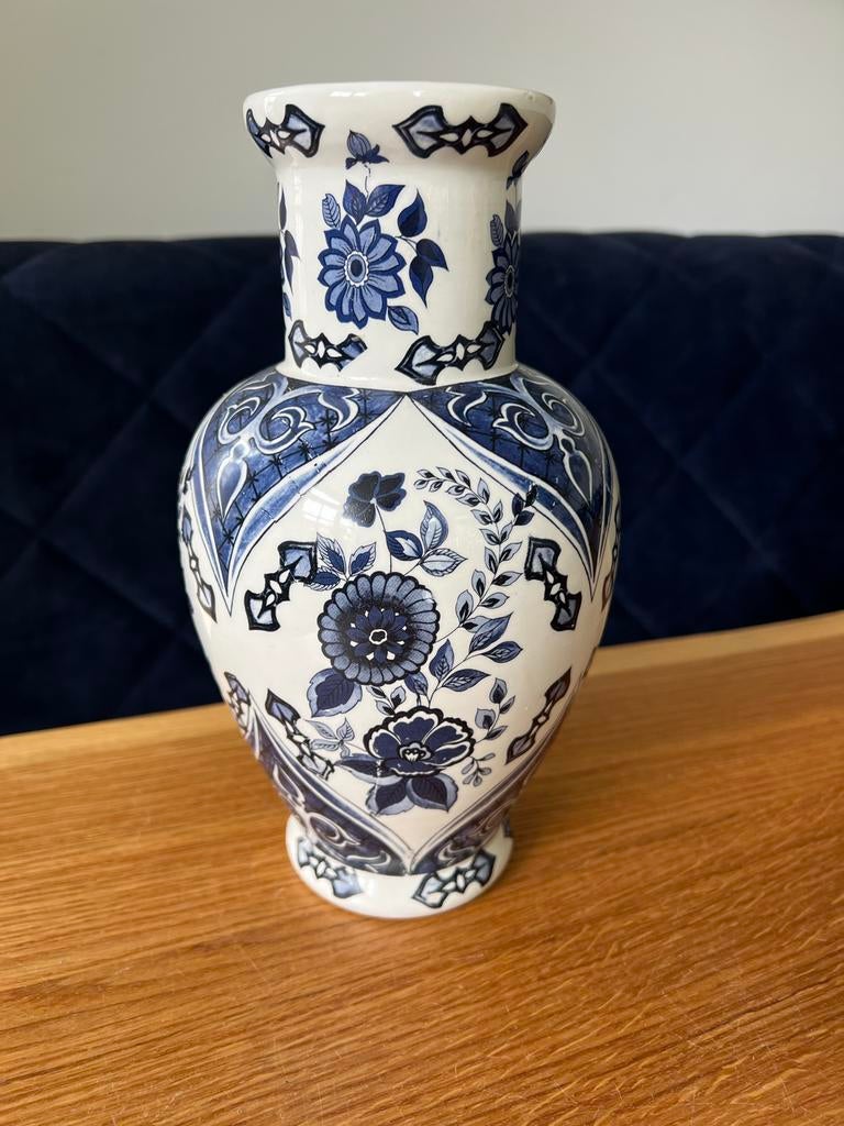 Delfts Blauwe Vaas met Bloemmotief - Vintage Decoratie, Antiek en Kunst, Ophalen of Verzenden