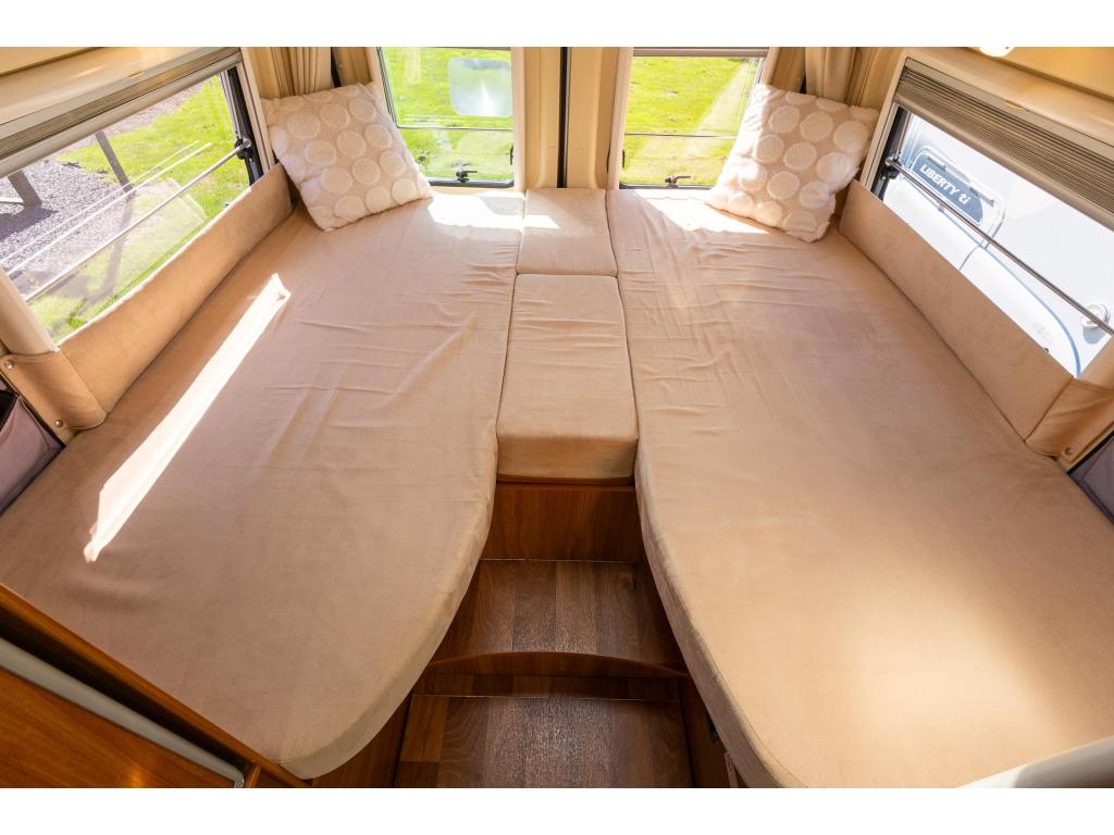 Globecar Campscout 640 Enkele Bedden Maxi chassis 2010, Caravans en Kamperen, Campers, Overige merken, Fiat, Luifel, Bedrijf