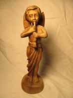 antiek houtsnijwerk houten engel beeldje met fluit, Ophalen of Verzenden