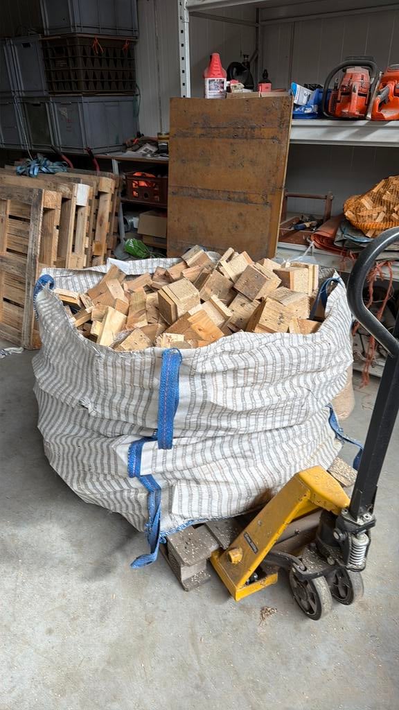 Resthout in big bag €30, Minder dan 3 m³, Ophalen