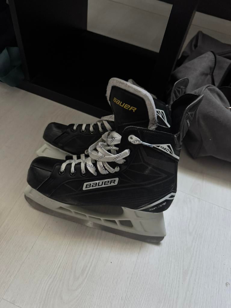 Bauer ijshockey schaatsen, Sport en Fitness, IJshockey, Ophalen, Zo goed als nieuw, Schaatsen