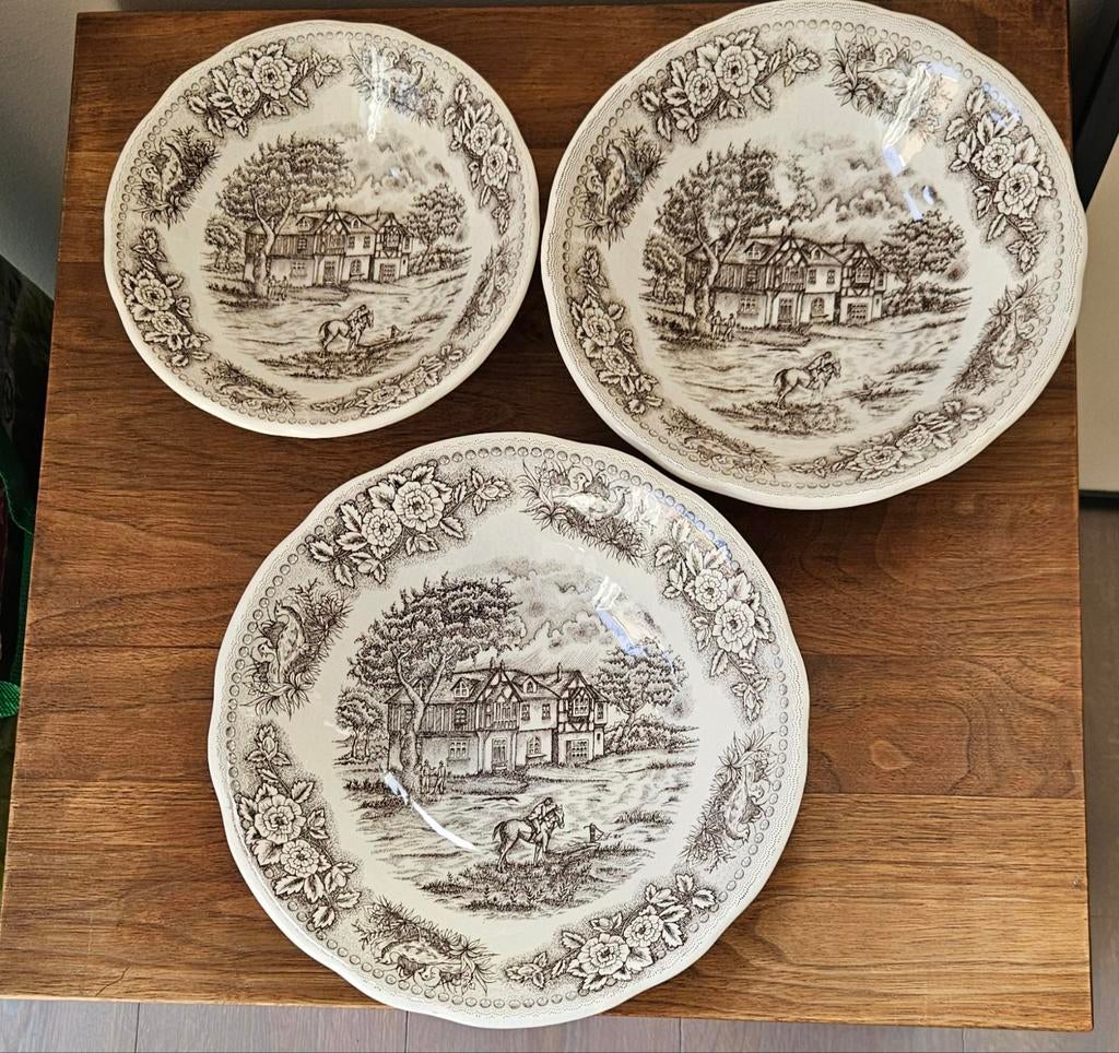 3 Vintage Kilby & Gayford 'New Stone' Diepe Borden, Ophalen