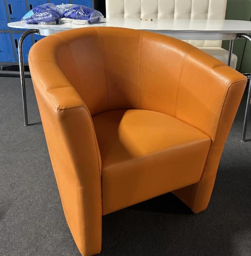 Oranje stoelen - 2 stuks, Ophalen, Twee, Overige kleuren, Leer