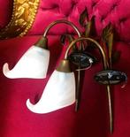 2 wandlampen dikke glazen wit - lampenkapjes metaal brons, Verzenden