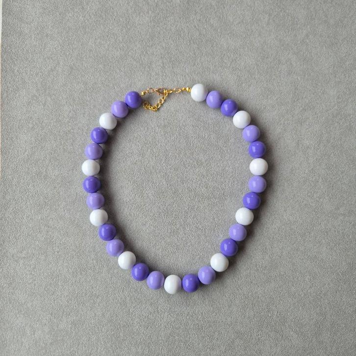 Kralen ketting paars / lichtpaars / wit, Sieraden, Tassen en Uiterlijk, Kettingen, Nieuw, Overige materialen, Paars, Verstelbaar