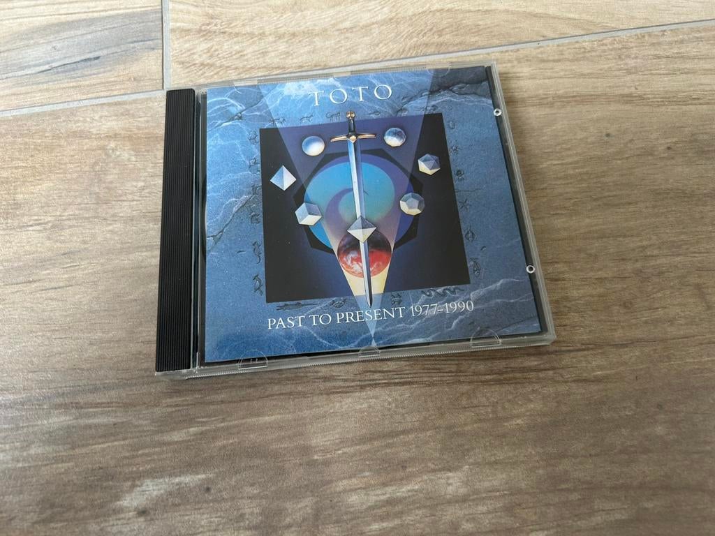 CD van Toto - Past to Present 1977- 1990, Ophalen of Verzenden, Gebruikt, Poprock