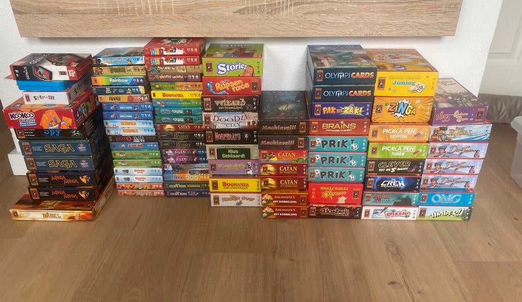 999 bordspellen klein en middel, Hobby en Vrije tijd, Gezelschapsspellen | Bordspellen, Ophalen of Verzenden, Zo goed als nieuw