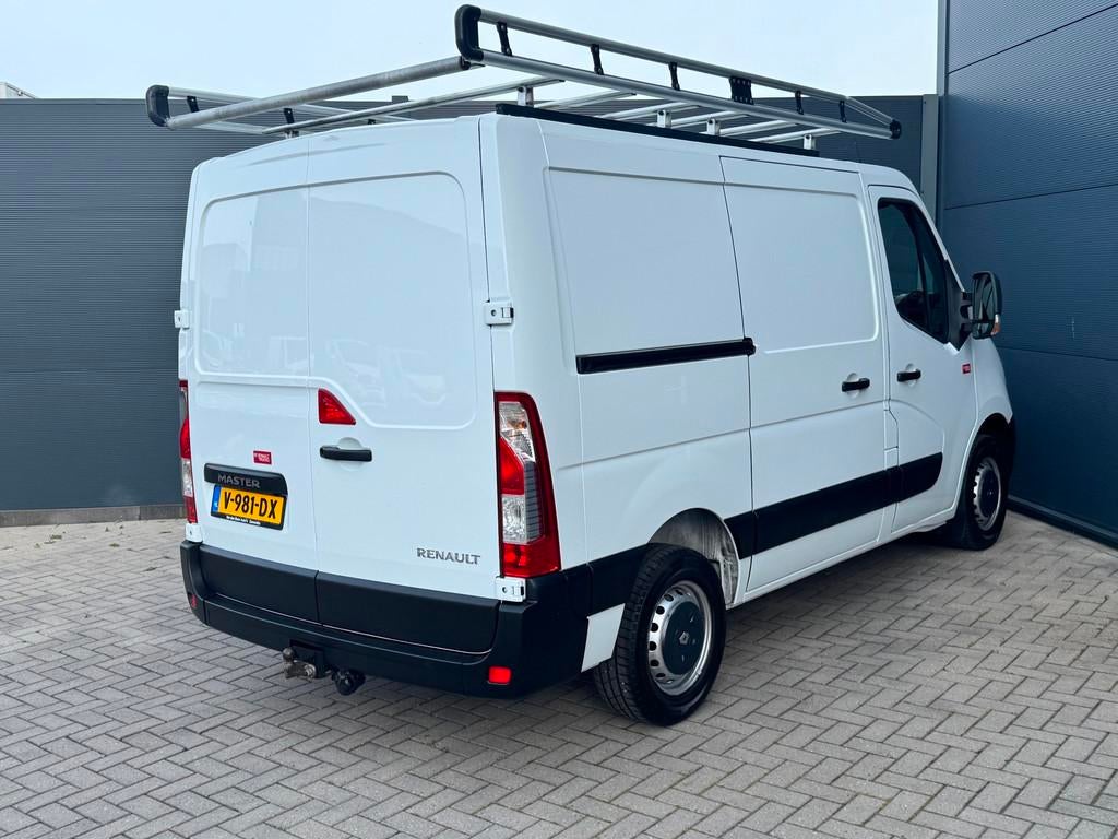 Renault Master T35 2.3 dCi L1H2 / Camera / Trekhaak / Nap, Voorwielaandrijving, Gebruikt, Euro 6, Renault