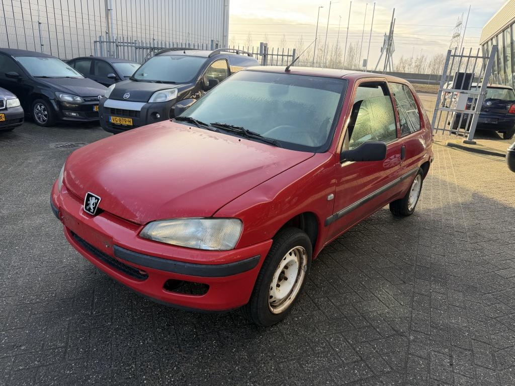 Peugeot 106 1.1 XR (bj 2003), Voorwielaandrijving, Stof, Gebruikt, 4 cilinders