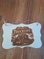 Houten bordje 'Mighty Truckers' vrachtwagen decoratie, Ophalen of Verzenden, Gebruikt
