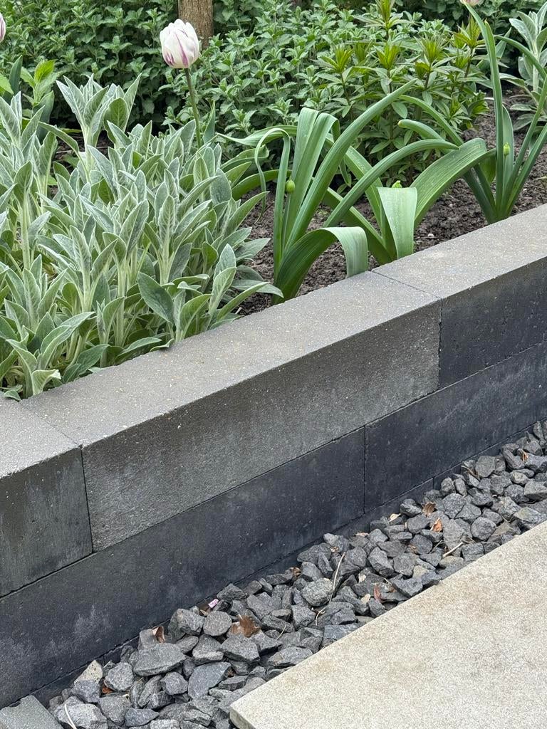 17 antraciet stapelblokken 15x15x60cm met kit, Ophalen, Overige typen, Nieuw, Minder dan 5 m²