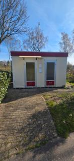 Toiletgebouw met WCs, afwasplaats en chemisch toilet, Doe-het-zelf en Verbouw, Sanitair, Ophalen, Gebruikt