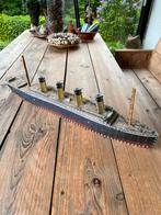 TITANIC  - 3D Puzzel van de Titanic met Foam stukjes - 77 cm, Hobby en Vrije tijd, Ophalen of Verzenden, Zo goed als nieuw