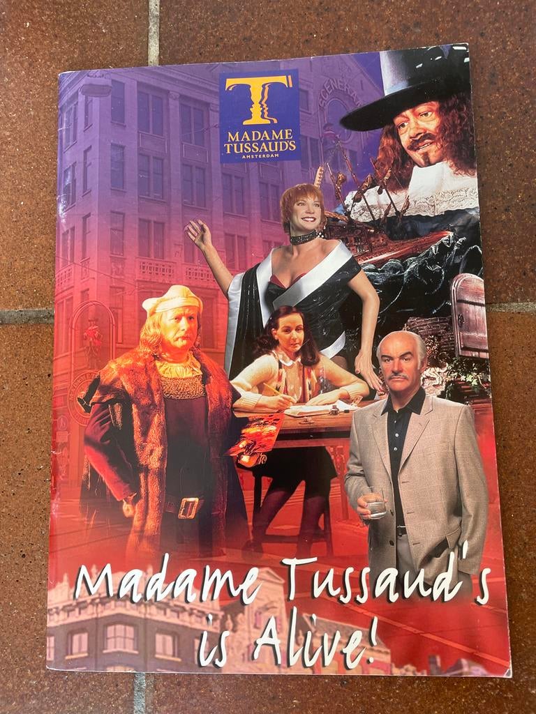 Madame Tussauds Amsterdam folder, Ophalen of Verzenden, Overige figuren, Gebruikt, Papier, Kaart of Schrift