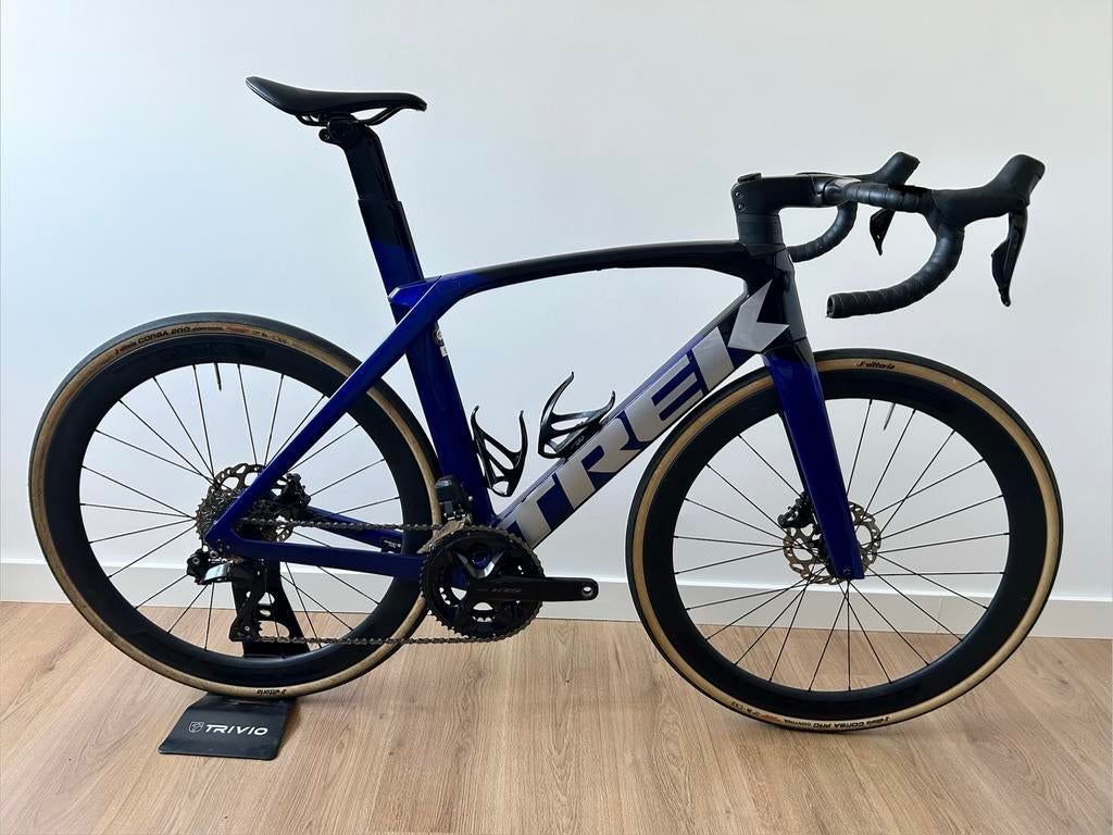 Trek Madone 105 Di2 Disc - 12 speed - maat 56cm, Fietsen en Brommers, Fietsen | Racefietsen, Ophalen of Verzenden, Zo goed als nieuw