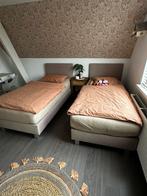 Twee eenpersoons boxsprings met hoofdbord, Huis en Inrichting, Ophalen, Gebruikt, 90 cm, 200 cm