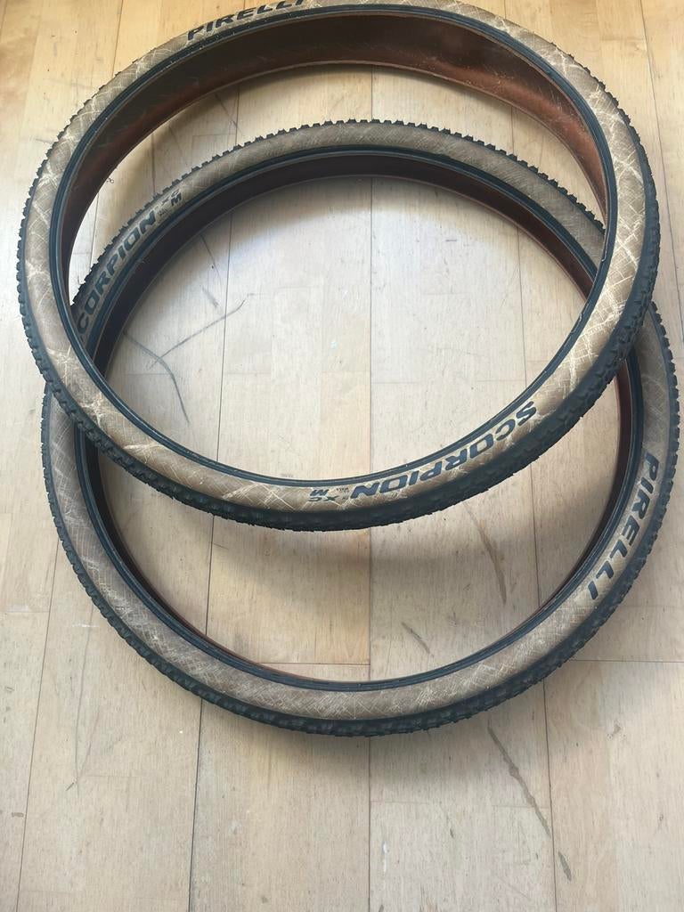 Gravel/MTB Pirelli Scorpion 29 x 2.10 / 55x622, Fietsen en Brommers, Gebruikt, Ophalen of Verzenden, Rubber, Band