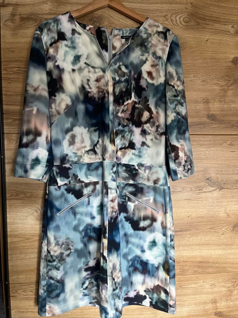 Caroline Biss jurk - Maat 42 - Kleurrijke print, Ophalen of Verzenden, Gedragen, Maat 42/44 (L), Overige kleuren