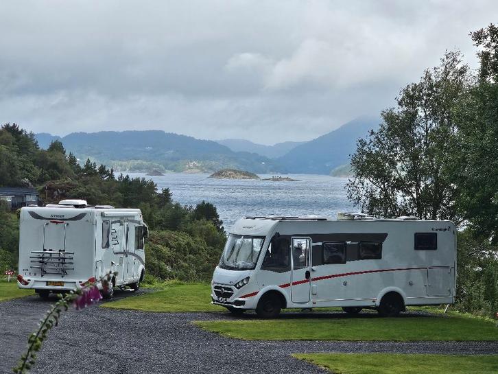 Camperdeluxe-Platform nieuwe stijl !, Computers en Software, Overige Computers en Software, Nieuw, Ophalen of Verzenden