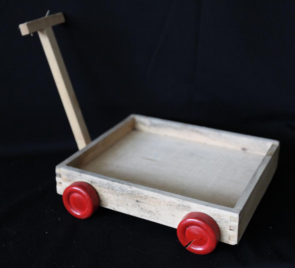 Houten karretje., Ophalen of Verzenden, Gebruikt, Duw- of Trekspeelgoed