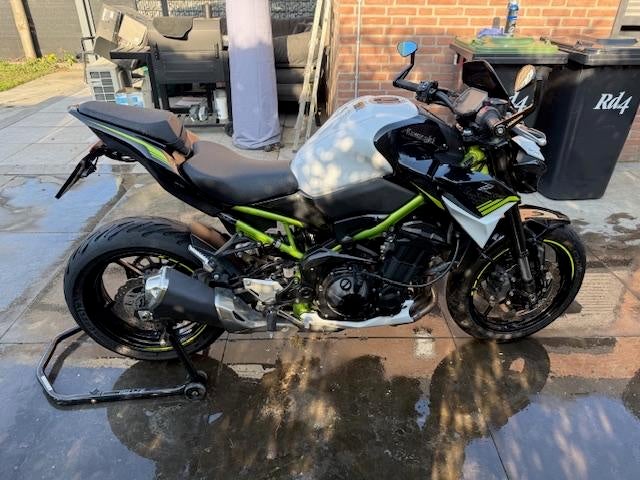 Kawasaki Z900 Wit (Bj 2020), Occasion, 4 cilinders, Motorrijbewijs A, 948 cc