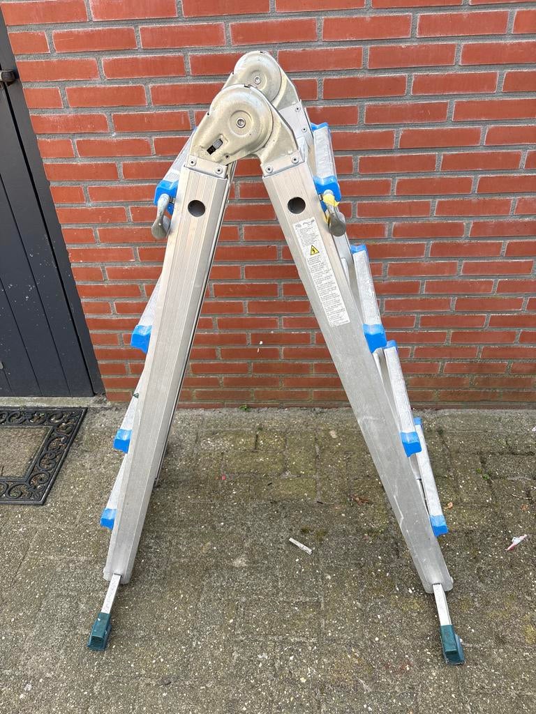 Aluminium vouwladder, Doe-het-zelf en Verbouw, Ophalen, Gebruikt, Ladder, Opvouwbaar of Inschuifbaar