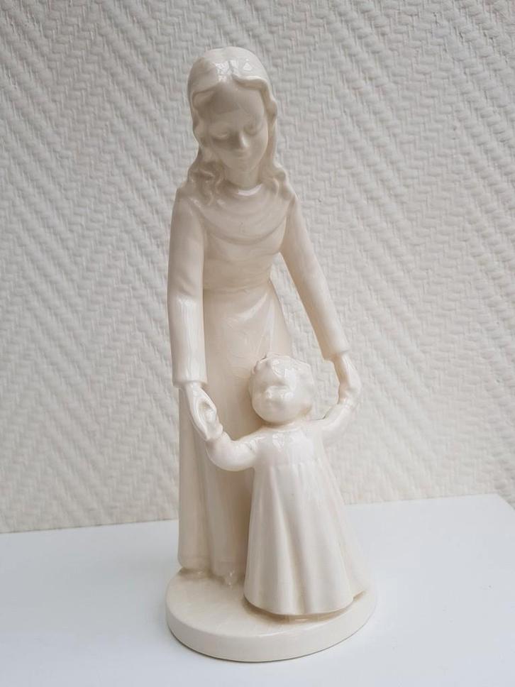 D091 Goebel beeldje, moeder en kind, 20,5 cm, Antiek en Kunst, Curiosa en Brocante, Ophalen of Verzenden