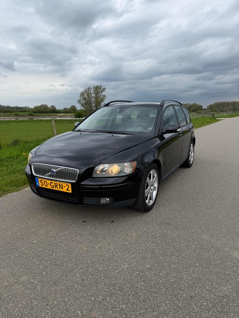 Volvo V50 2.4 140PK 2004 Zwart, 700 kg, Zwart, Particulier, V50