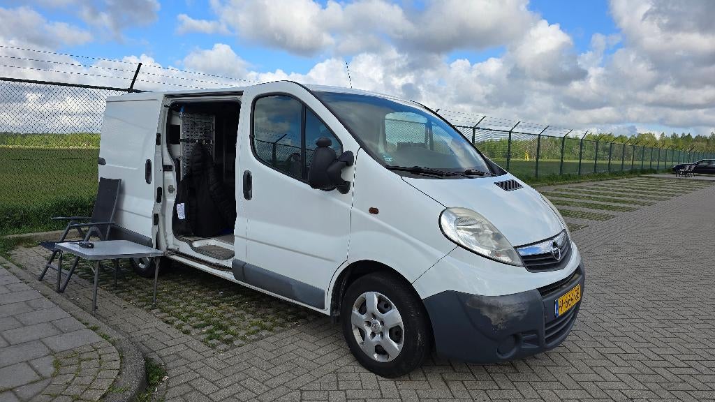 Opel Vivaro 2.0 D 66KW BV 2012, Auto's, Euro 5, 1995 cc, 4 cilinders, Overige bekleding