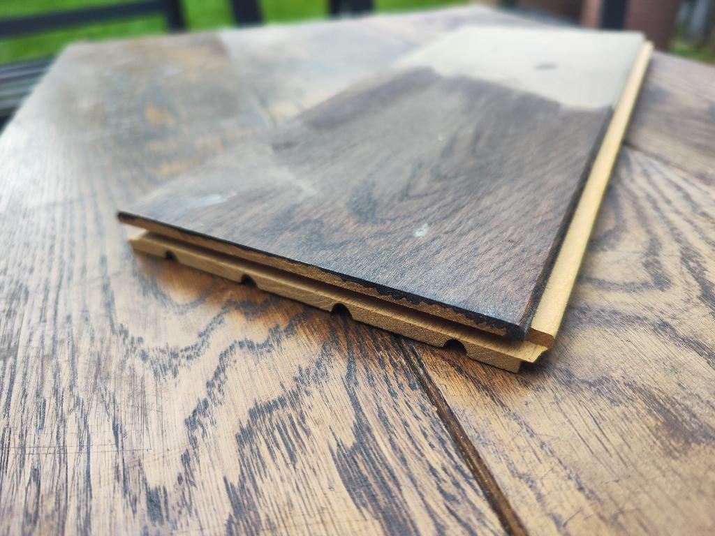 Massief eiken vloer, 21m2 vloerdelen 18 cm breed, Doe-het-zelf en Verbouw, Vloerdelen en Plavuizen, Gebruikt, Vloerdelen of -planken