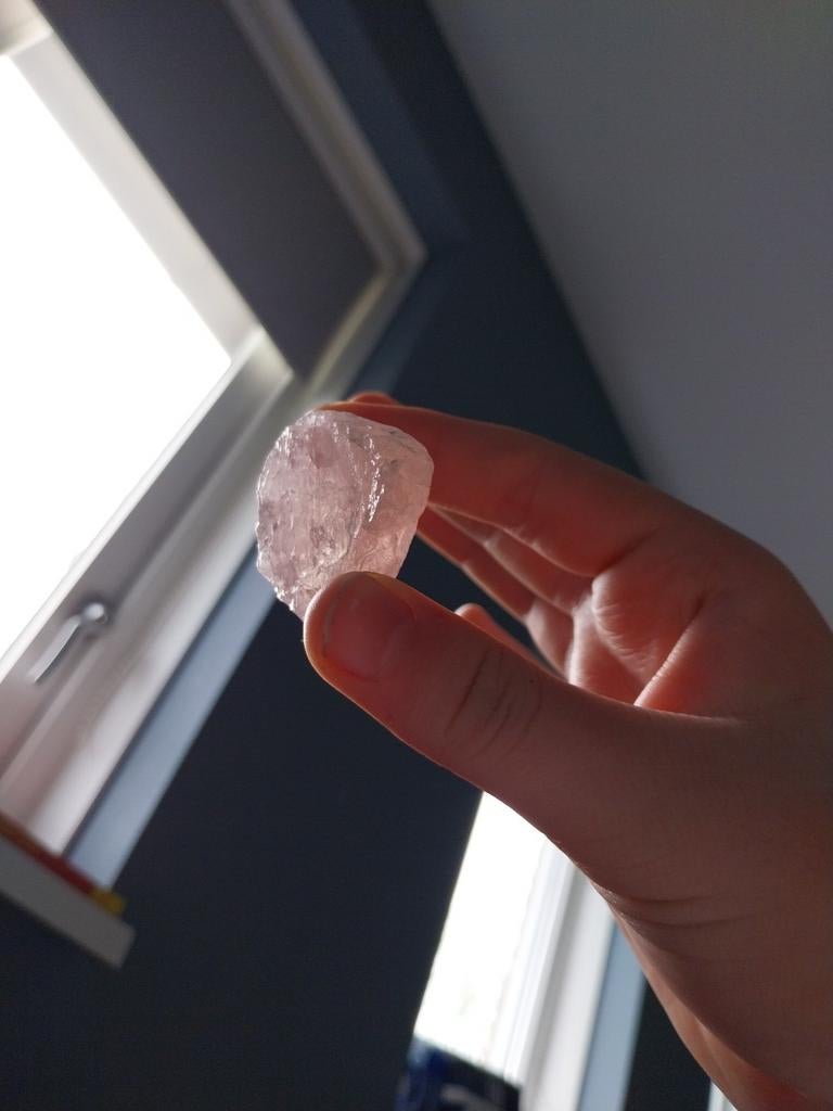 Kleine Rozenkwarts Steen, Verzamelen, Mineralen en Fossielen, Ophalen of Verzenden, Mineraal