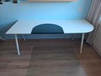 Keurig netjes wit Ikea Galant bureau, Huis en Inrichting, Bureaus, Ophalen, In hoogte verstelbaar, Zo goed als nieuw, Bureau