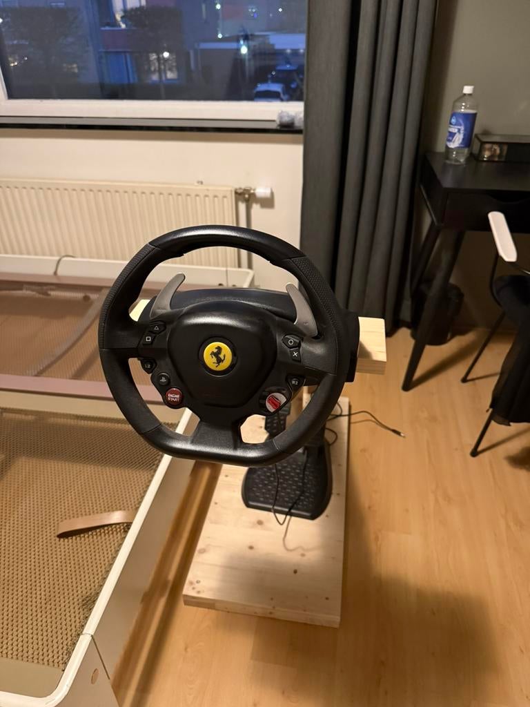 Racestuur Thrustmaster T80 Ferrari 488 GTB, Spelcomputers en Games, Spelcomputers | Sony PlayStation Consoles | Accessoires, Ophalen of Verzenden
