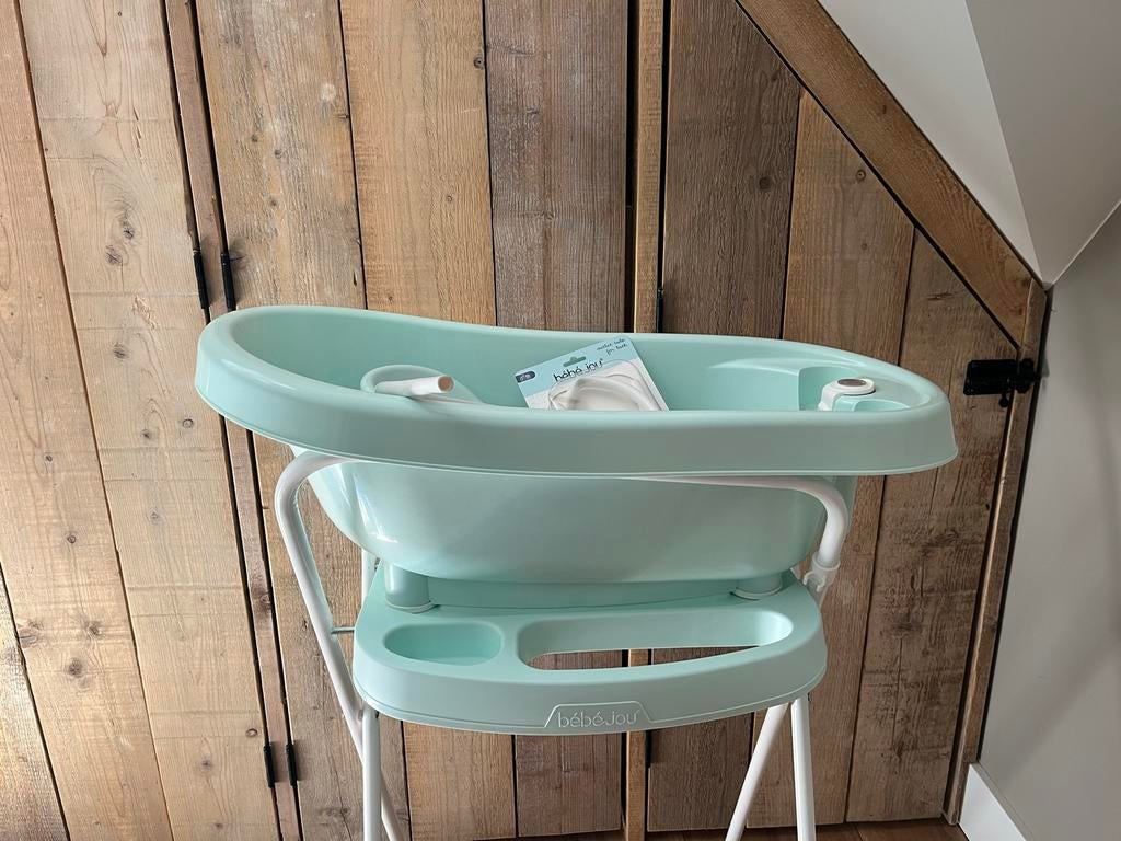 Bébé-jou babybadje met standaard en badzitje, Ophalen, Zo goed als nieuw, Badje, Bébé-jou