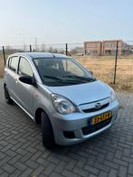 Daihatsu Cuore (Nieuw APK 03.2027) 1.0 5D 2008 Grijs, Voorwielaandrijving, 600 kg, 18 €/maand, 4 stoelen